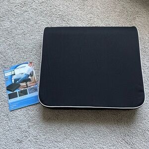 Memory Foam Seat Cushion-Washable Removable Cover-Non-slip Bottom-Black